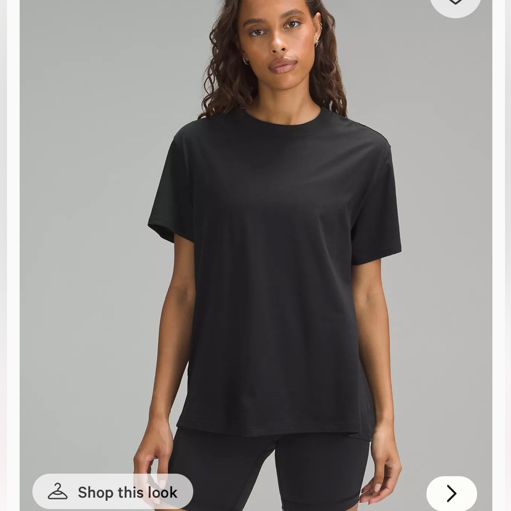 New lululemon All yours Tee 6 black